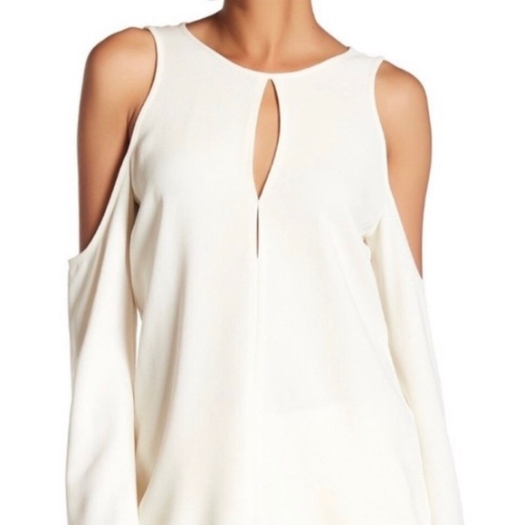 Theory Ivory Cream Cold Shoulder Blouse Size Small - Picture 2 of 7
